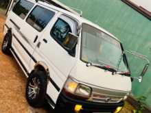 Toyota Dolphin LH113 1996 Van