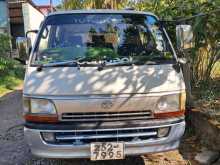 Toyota Dolphin LH113 Long 1994 Van