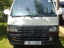 Toyota Dolphin LH113 1990 Van