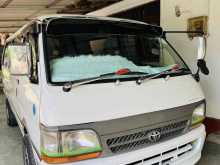 Toyota Dolphin LH113 1991 Van