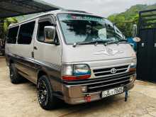 Toyota LH113 Long 2004 Van