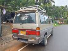 Toyota LH114 1992 Van