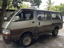 Toyota Lh119 1990 Van