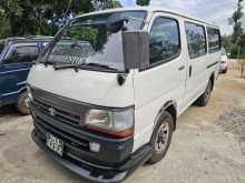 Toyota LH119 1999 Van