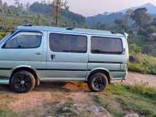 Toyota Dolphin LH162 1999 Van