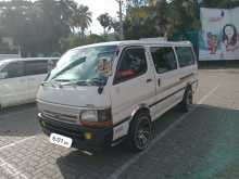 Toyota Lh172 1999 Van
