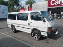 Toyota LH172 1999 Van