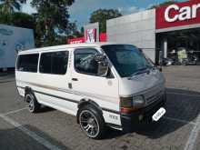 Toyota LH172 1999 Van