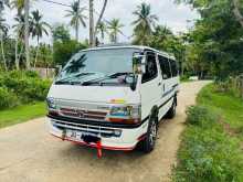 Toyota Dolphin LH172 1999 Van