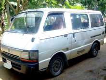 Toyota LH20 1986 Van