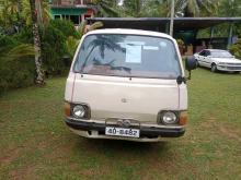 Toyota LH20 1982 Van