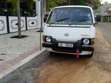 Toyota Lh30 1981 Van