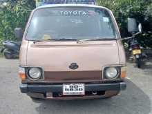 Toyota Lh30 1982 Van