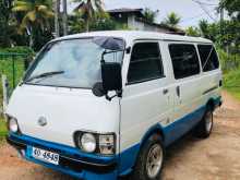 Toyota Lh30 1999 Van