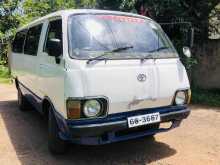 Toyota Lh30 1985 Van