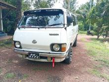 Toyota Lh30 1981 Van
