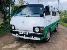 Toyota Lh30 1998 Van