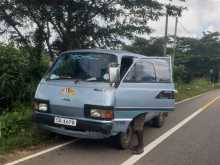 Toyota LH30 1983 Van