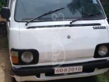 Toyota Lh30 1980 Van