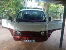 Toyota Lh30 1986 Van