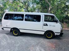 Toyota Lh30 1985 Van
