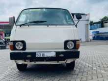 Toyota LH30 Long 1982 Van