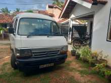 Toyota LH40 1981 Van