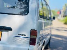 Toyota LH40 1984 Van