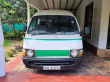 Toyota LH40B Hiace 1982 Van
