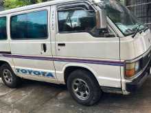 Toyota LH56 4WD 1988 Van