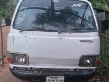 Toyota LH30 1981 Van