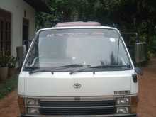 Toyota Lh61 1988 Van
