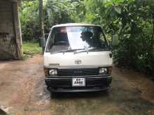 Toyota Lh61 1989 Van