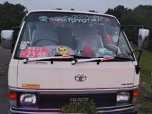 Toyota LH61 1989 Van