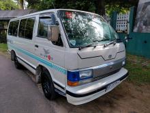 Toyota LH61V 1988 Van