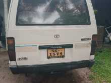 Toyota LH61V 1989 Van