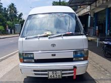 Toyota LH71 1986 Van