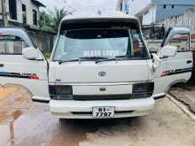 Toyota LH71V 1989 Van