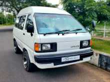 Toyota Lightace CM35 Highroof 1987 Van