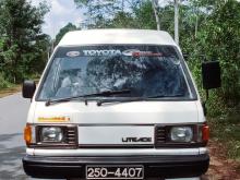 Toyota LiteAce 1990 Van
