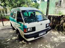 Toyota Lite Ace 1990 Van