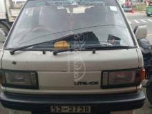 Toyota LiteAce 1989 Van