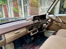 https://riyasewana.com/uploads/toyota-lite-ace-1985-2414595512892.jpg