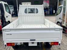 https://riyasewana.com/uploads/toyota-lite-ace-2025-2219330112852.jpg