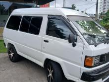 Toyota LiteAce 1988 Van