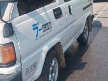 Toyota LiteAce 1987 Van