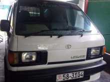 Toyota LITEACE 1990 Van