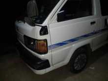 Toyota Liteace 2000 Van