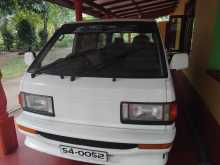 Toyota LiteAce 1986 Van
