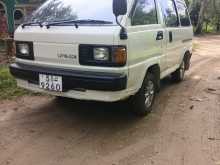 Toyota LiteAce 1986 Van